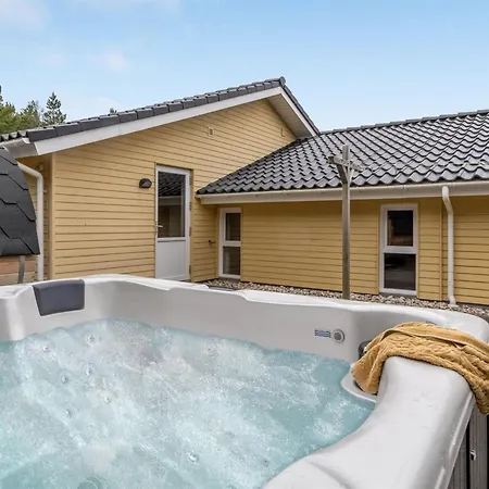 Tammes - 1km From The Sea By Interhome *