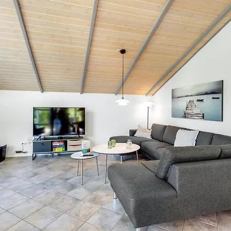度假居 Tammes - 1km From The Sea By Interhome *
