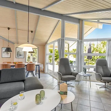 Tammes - 1km From The Sea By Interhome